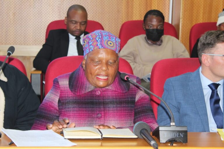 Burden of cancer attributable to alcohol use