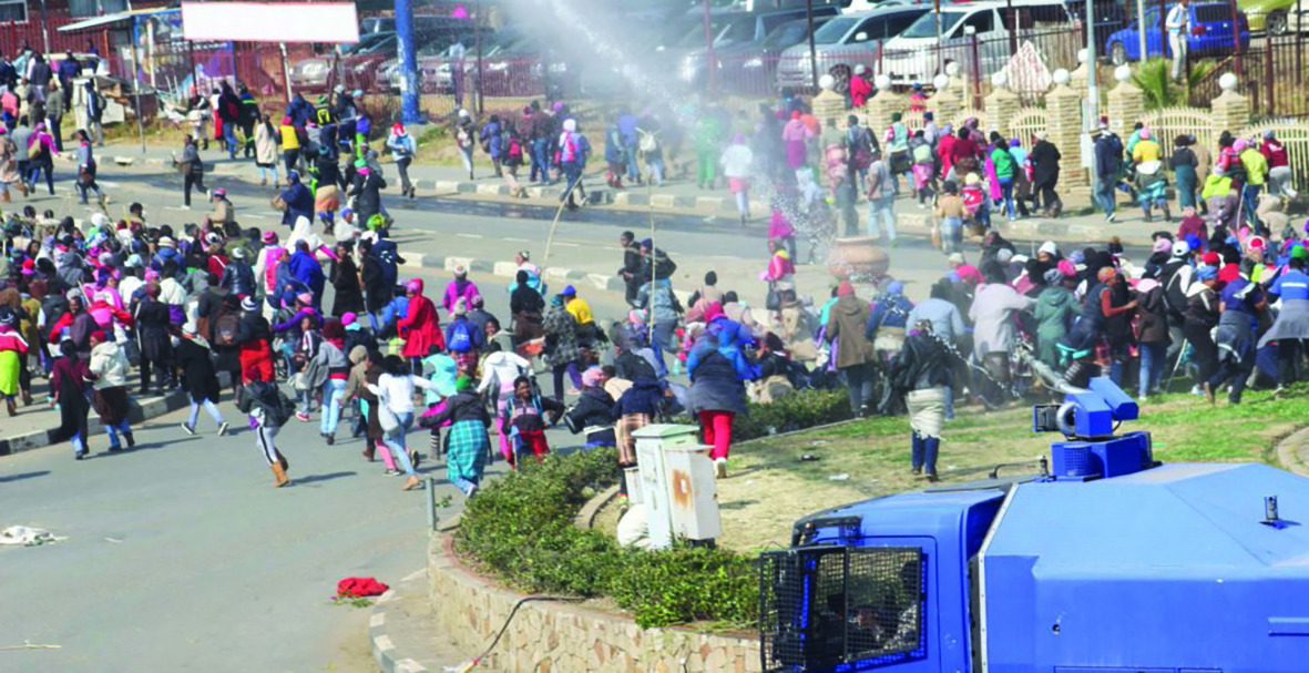 Pg-6-Factory-workers-on-strike-23-1024×526