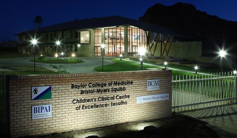 Baylor salaries swallow 84% of HIV funding